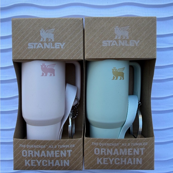 NWT Stanley Pastel Keychains Duo pink & mint Hard to Find Ornaments - Picture 3 of 3